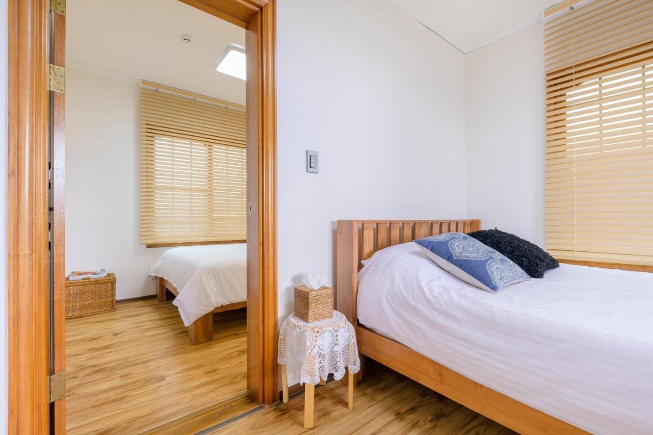 Harry And Sodam Pension Jeju Exterior foto